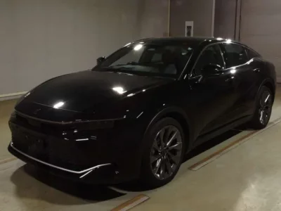 Toyota CROWN CROSSOVER