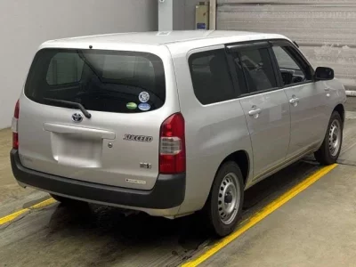 Toyota SUCCEED