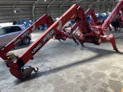 OTHERS UNIC CRANE