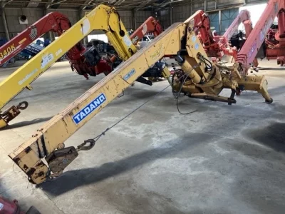 TADANO CRANE