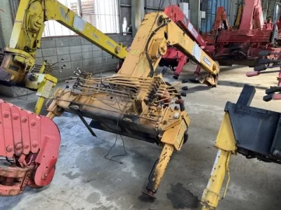 TADANO CRANE