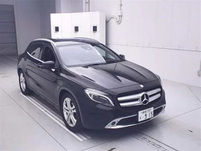 Mercedes-Benz GLA CLASS
