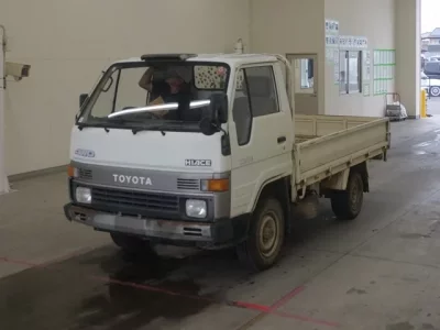 Toyota HIACE TRUCK