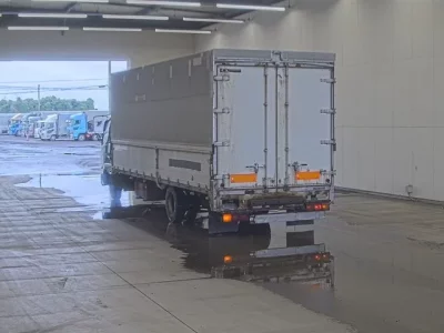 Mitsubishi FUSO FIGHTER