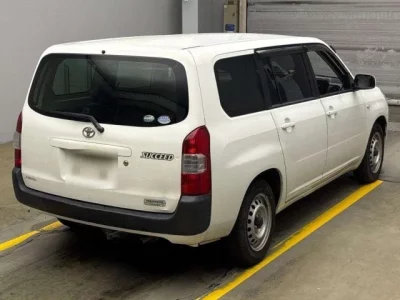 Toyota SUCCEED