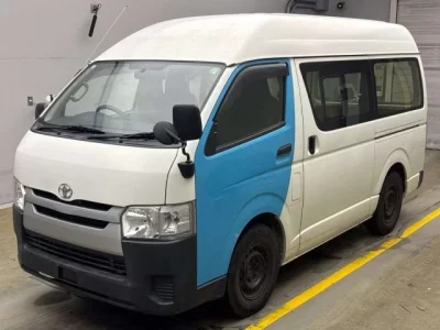 Toyota REGIUS ACE VAN