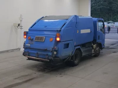 Isuzu ELF