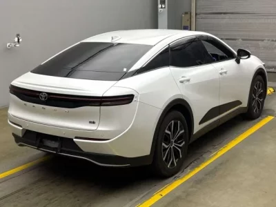 Toyota CROWN CROSSOVER