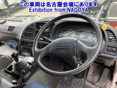 Isuzu TRUCK