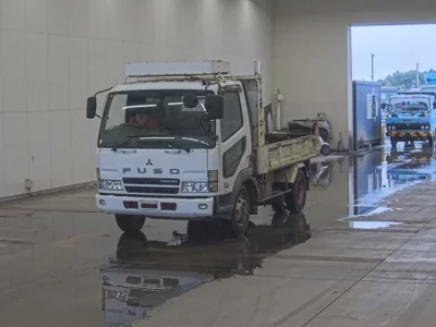 Mitsubishi FUSO FIGHTER
