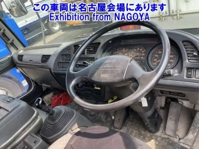 Isuzu TRUCK