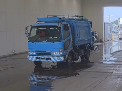 Mitsubishi FUSO FIGHTER