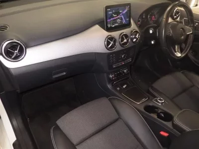 Mercedes-Benz B CLASS