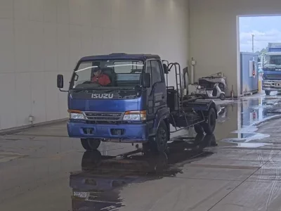 Isuzu JUSTON