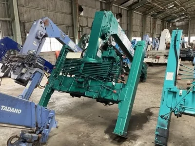 OTHERS UNIC CRANE