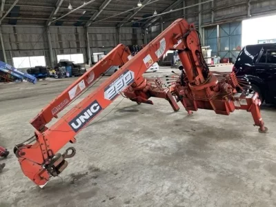 OTHERS UNIC CRANE