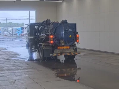 Hino TRUCK