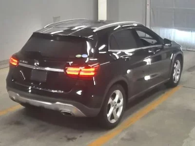 Mercedes-Benz GLA CLASS