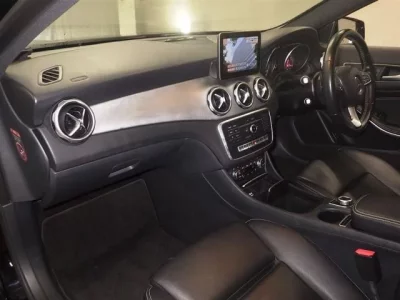 Mercedes-Benz GLA CLASS