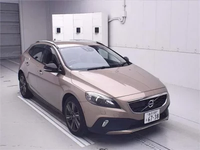 Volvo V40