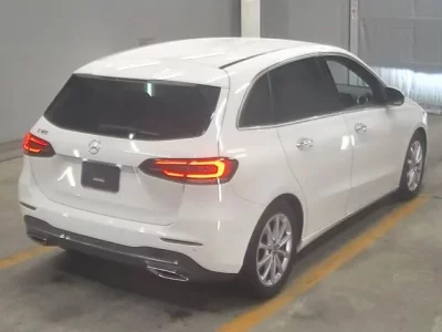 Mercedes-Benz B CLASS
