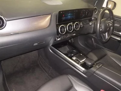 Mercedes-Benz B CLASS