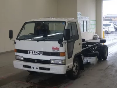 Isuzu ELF