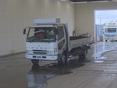Mitsubishi FUSO FIGHTER