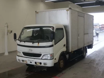 Hino DUTRO