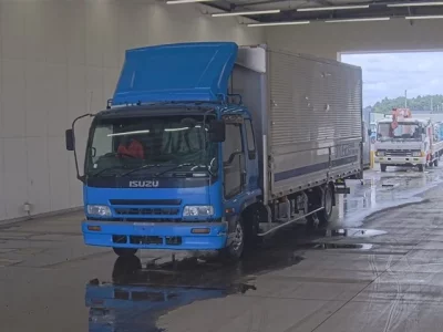 Isuzu FORWARD