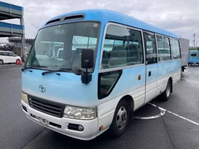 Toyota COASTER