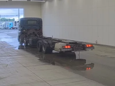Hino TRUCK