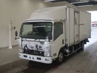 Isuzu ELF