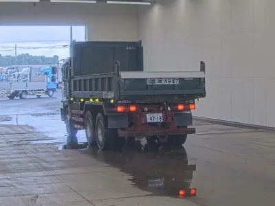 Hino TRUCK
