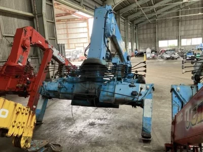 TADANO CRANE