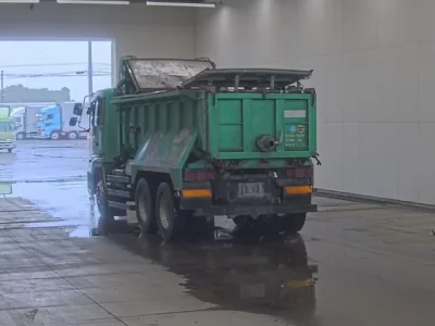 Hino PROFIA