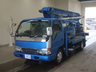 Isuzu ELF
