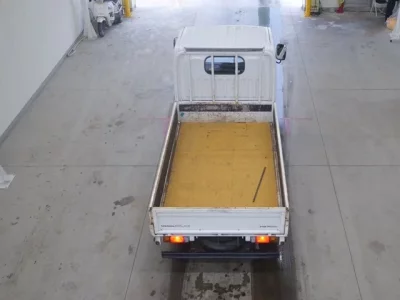 Nissan ATLAS