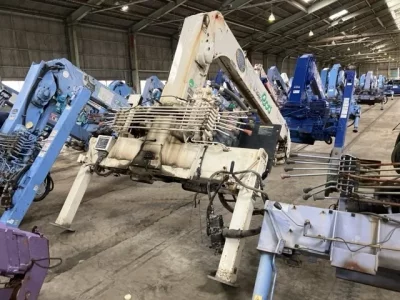 OTHERS UNIC CRANE