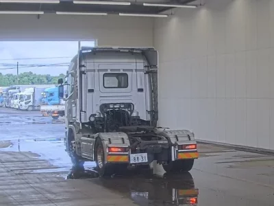 Hino TRUCK
