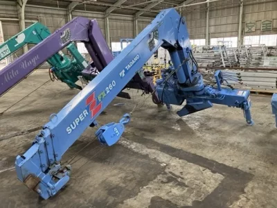 TADANO CRANE