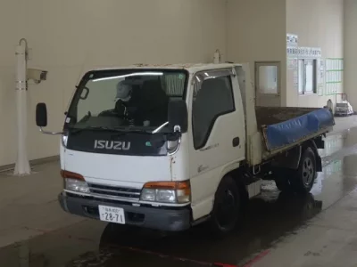 Isuzu ELF