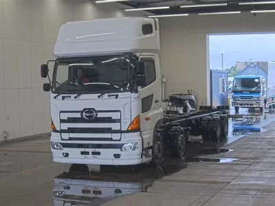 Hino TRUCK