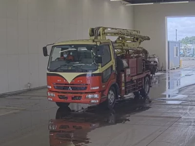 Mitsubishi FUSO FIGHTER