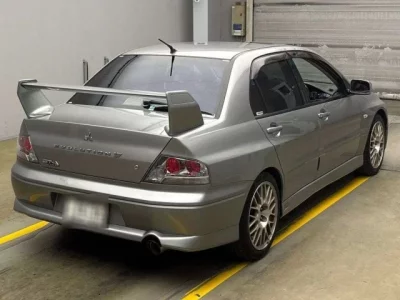 Mitsubishi LANCER