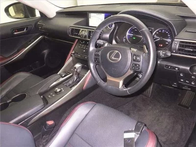 Lexus IS
