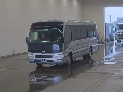 Toyota COASTER