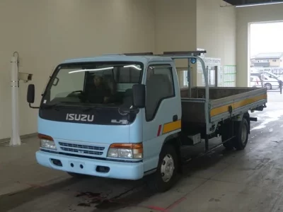 Isuzu ELF