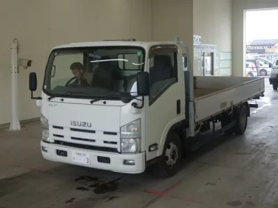 Isuzu ELF