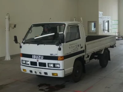Isuzu ELF